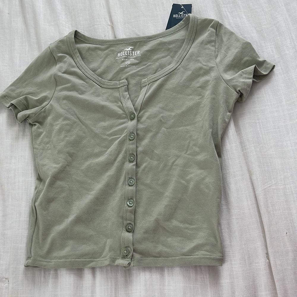 Hollister Baby Tee